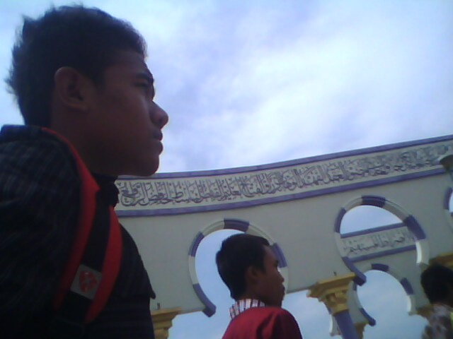 Fauzi Ozi Brojoel 9